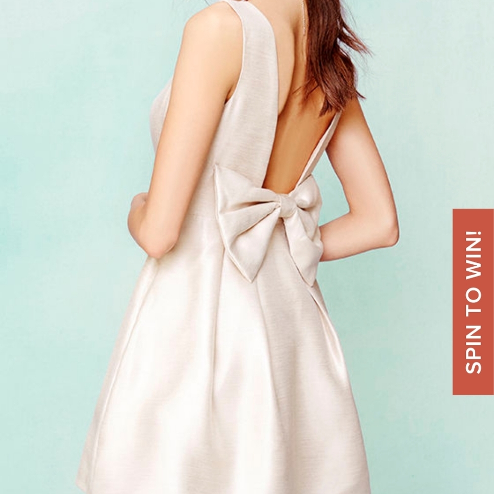 Bow me a kiss backless dress